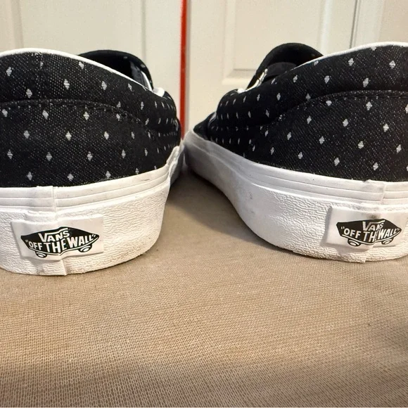 Vans Women’s or Men’s Black and White Polka Dot Slip-On Shoes - Picture 3 of 5